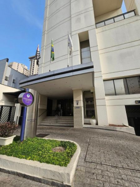 Flat 902 na Avenida Vieira de Moraes 1960 perto do aeroporto de Congonhas
